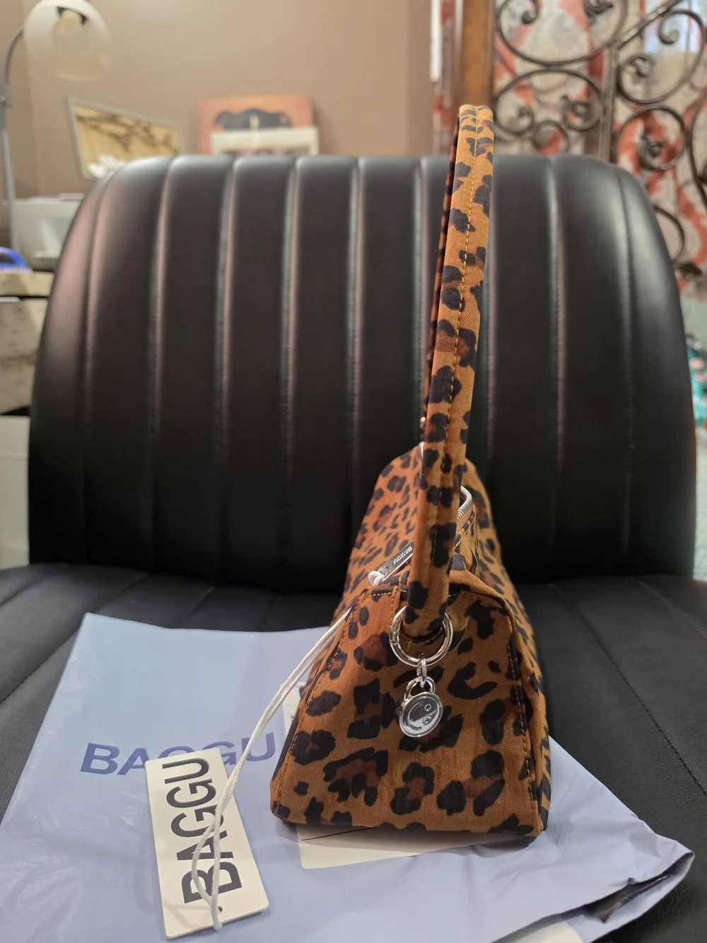 Baggu Nylon Loaf Shoulder Bag - Leopard